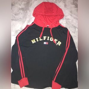 Tommy Hilfiger. Size L.